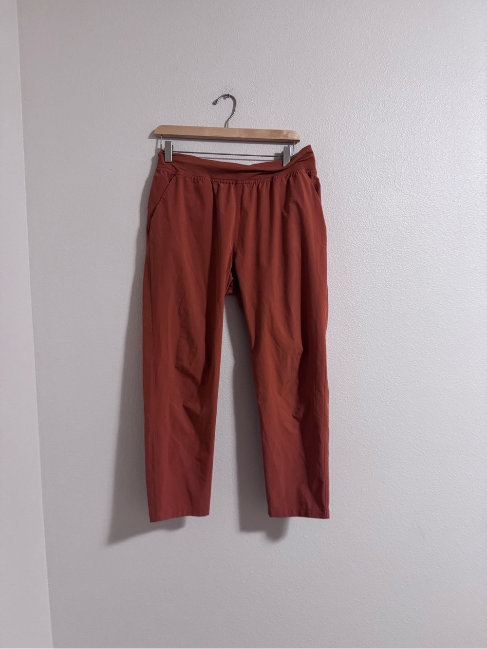 Backcountry Rust-Red Jogger Pants - Casual Stretch Comfort